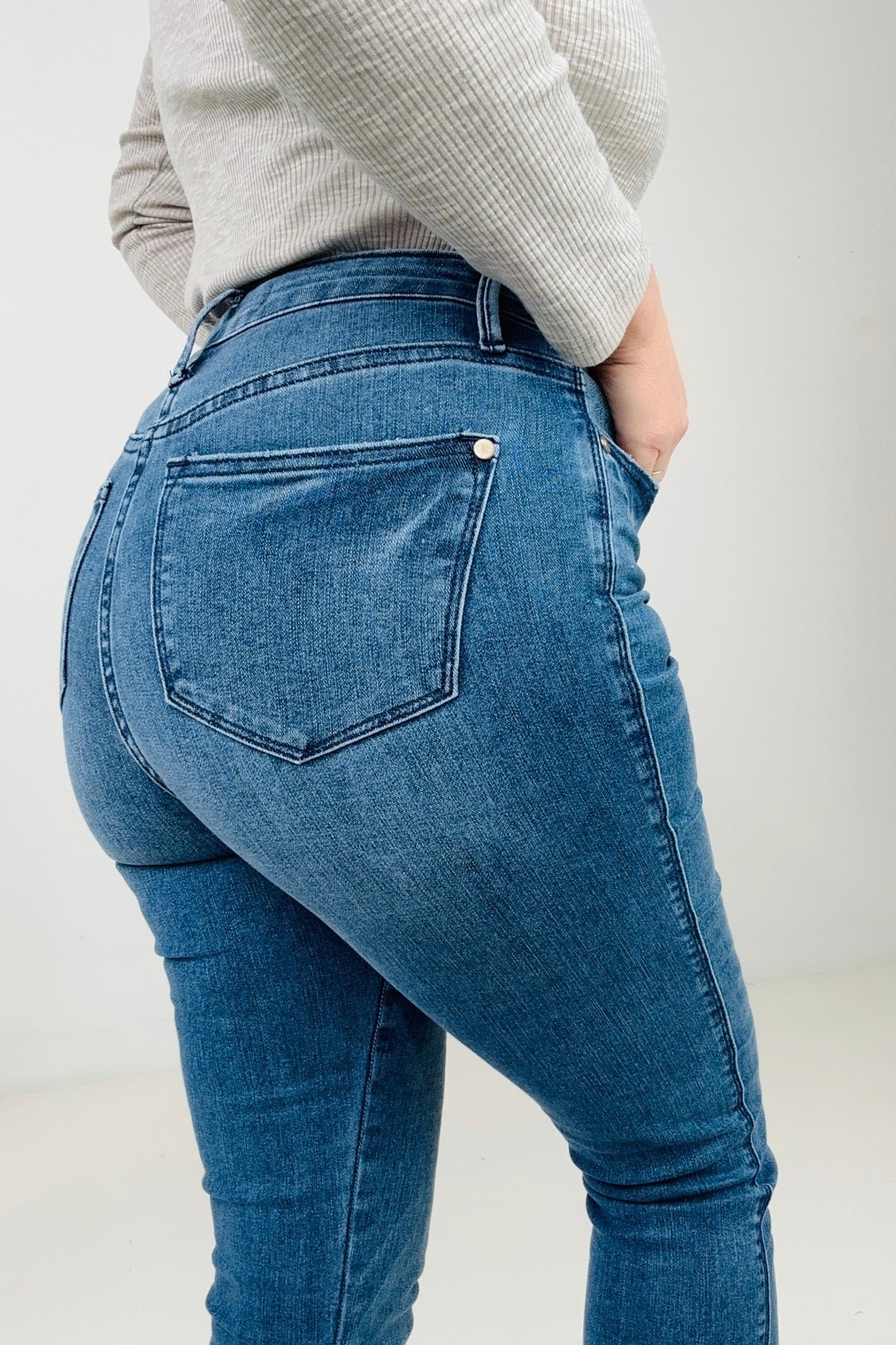 "Cora" Judy Blue High Waist Control Top Cool Denim Skinny Jeans