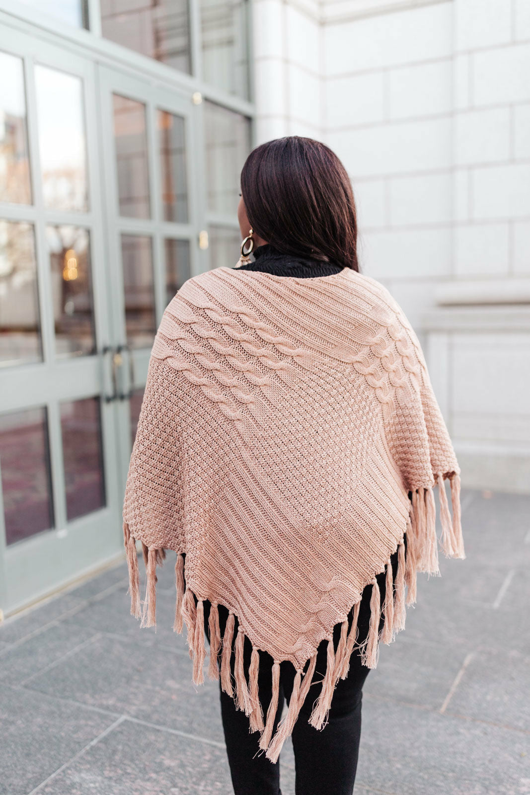 Hanging For The Weekend Poncho In Mocha