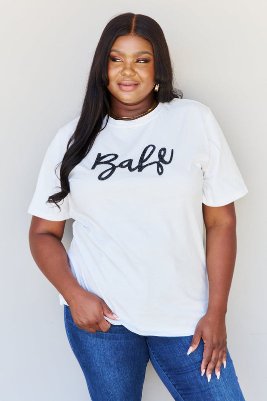 Davi & Dani "Babe" Full Size Gliter Lettering Printed T-Shirt in White